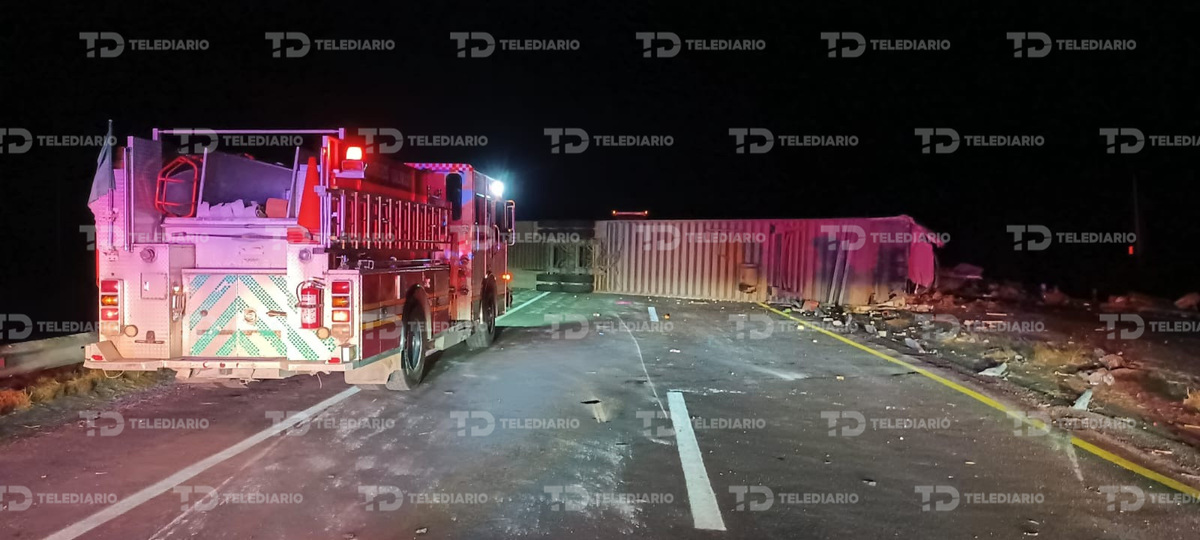 Muere trailero tras accidente vehicular en carretera Saltillo-Torreón. | Christian Montelongo