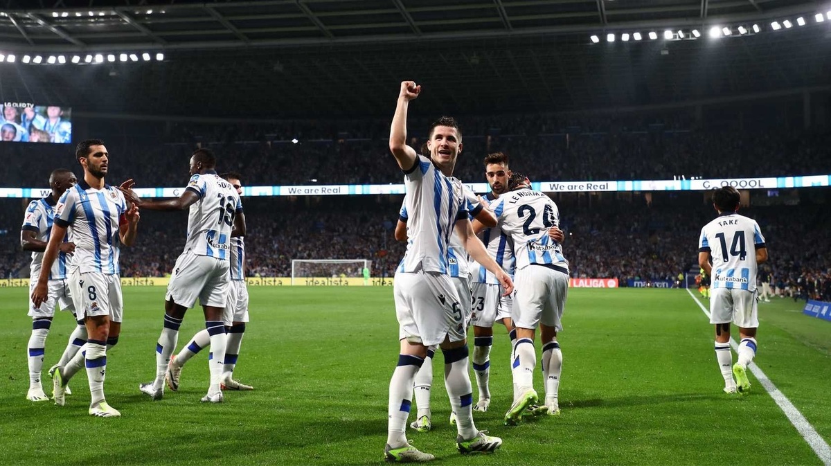 @RealSociedad. /