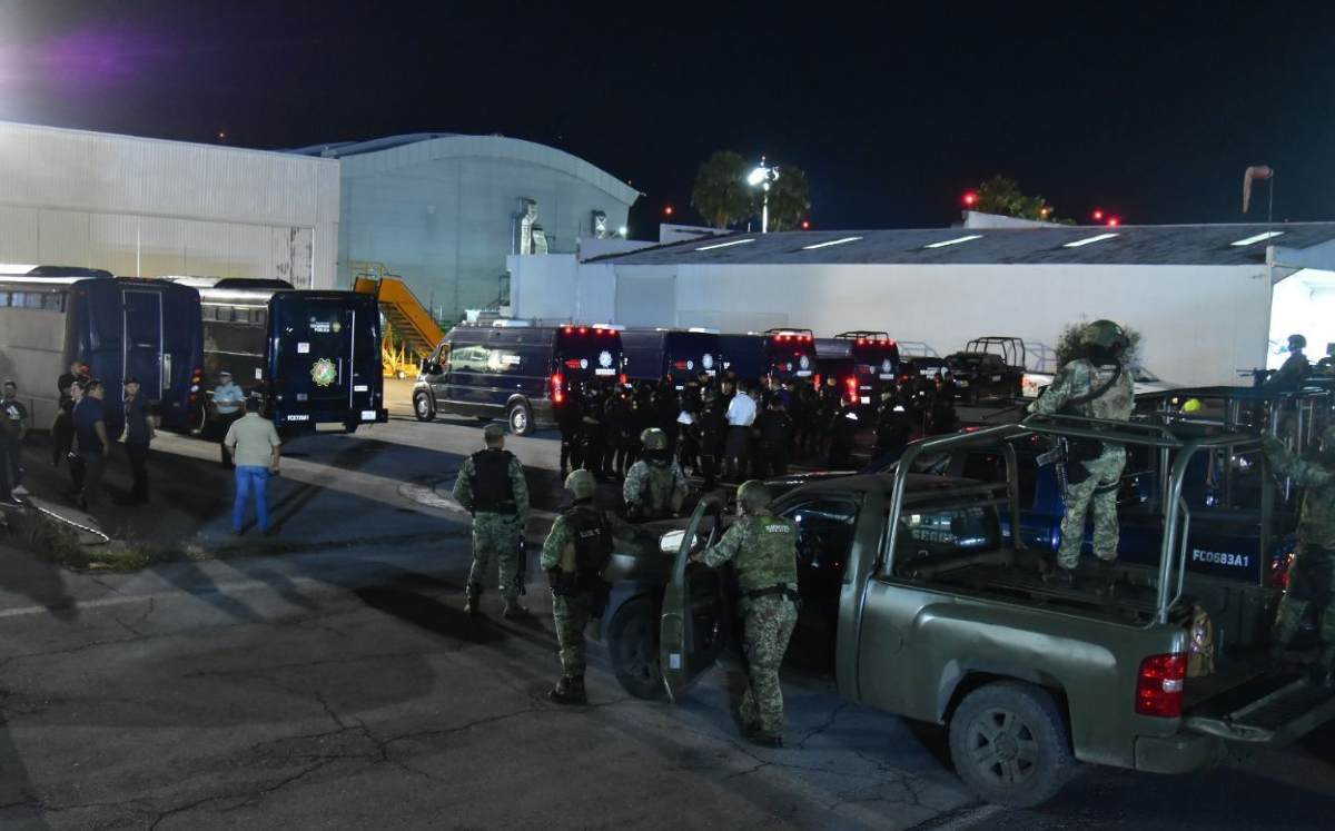 El Gobierno de Nuevo León trasladó a reos a centros penitenciarios federales. | Cortesía