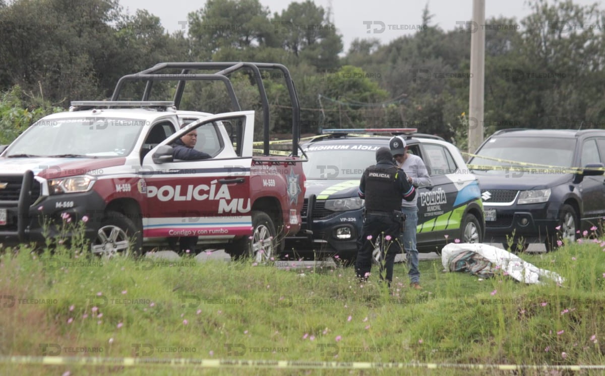 Cadáver encobijado en Canoa / Alfredo Fernández