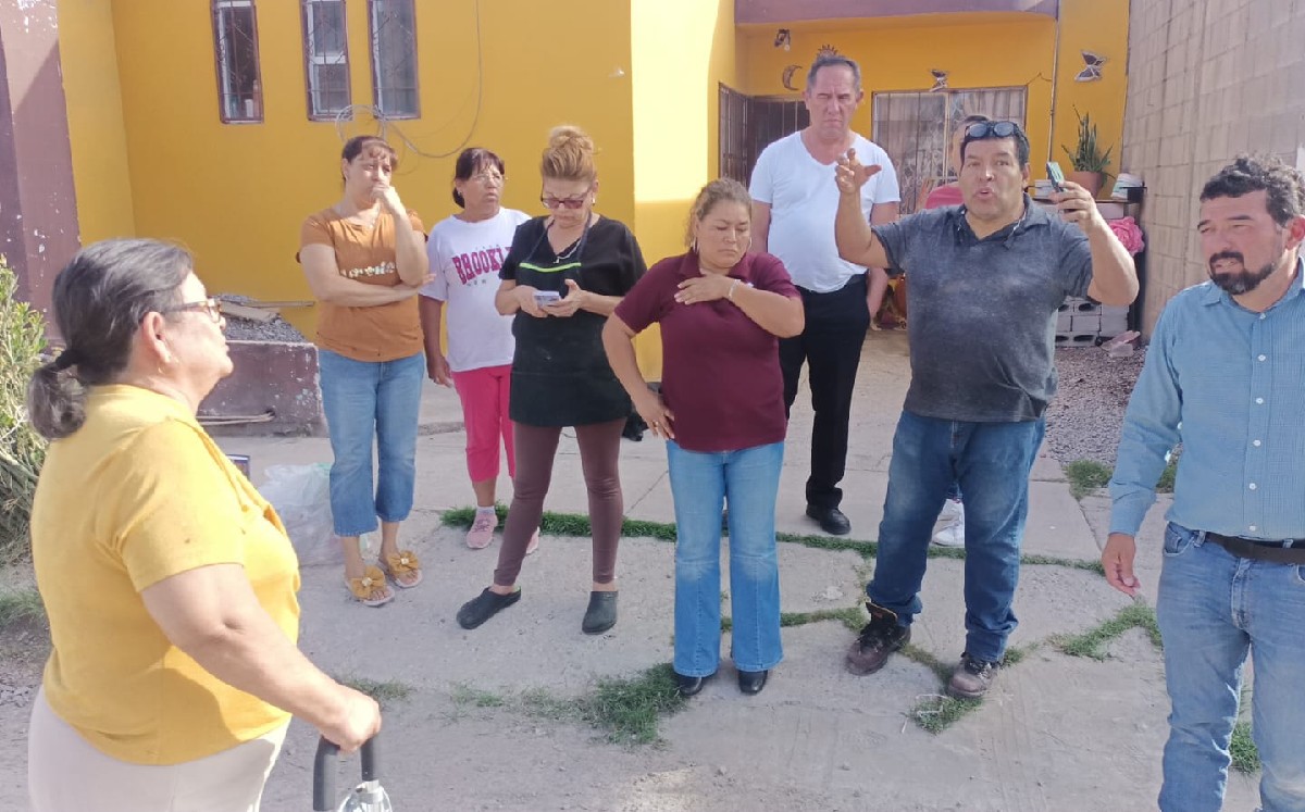 Aseguraron que como consecuencia de las aguas grasas que van a dar directamente a la red de drenaje, ocasionó que se tapara el conducto
