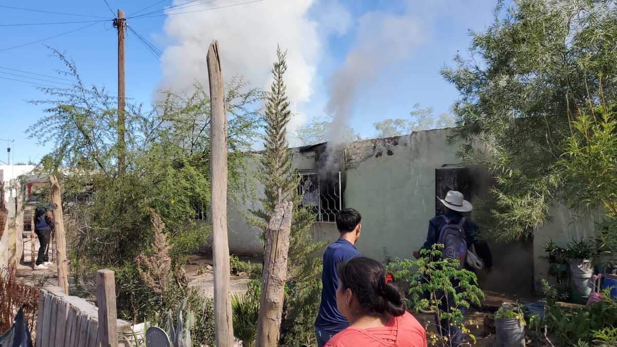 Casa se incendia en La Laguna | Damián Ramírez