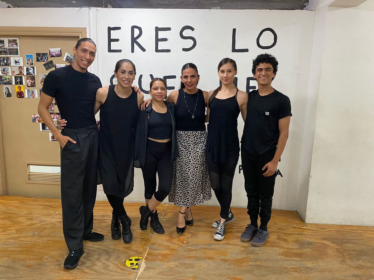 Teoría de la Gravedad en Monterrey / Pamela Villanueva
