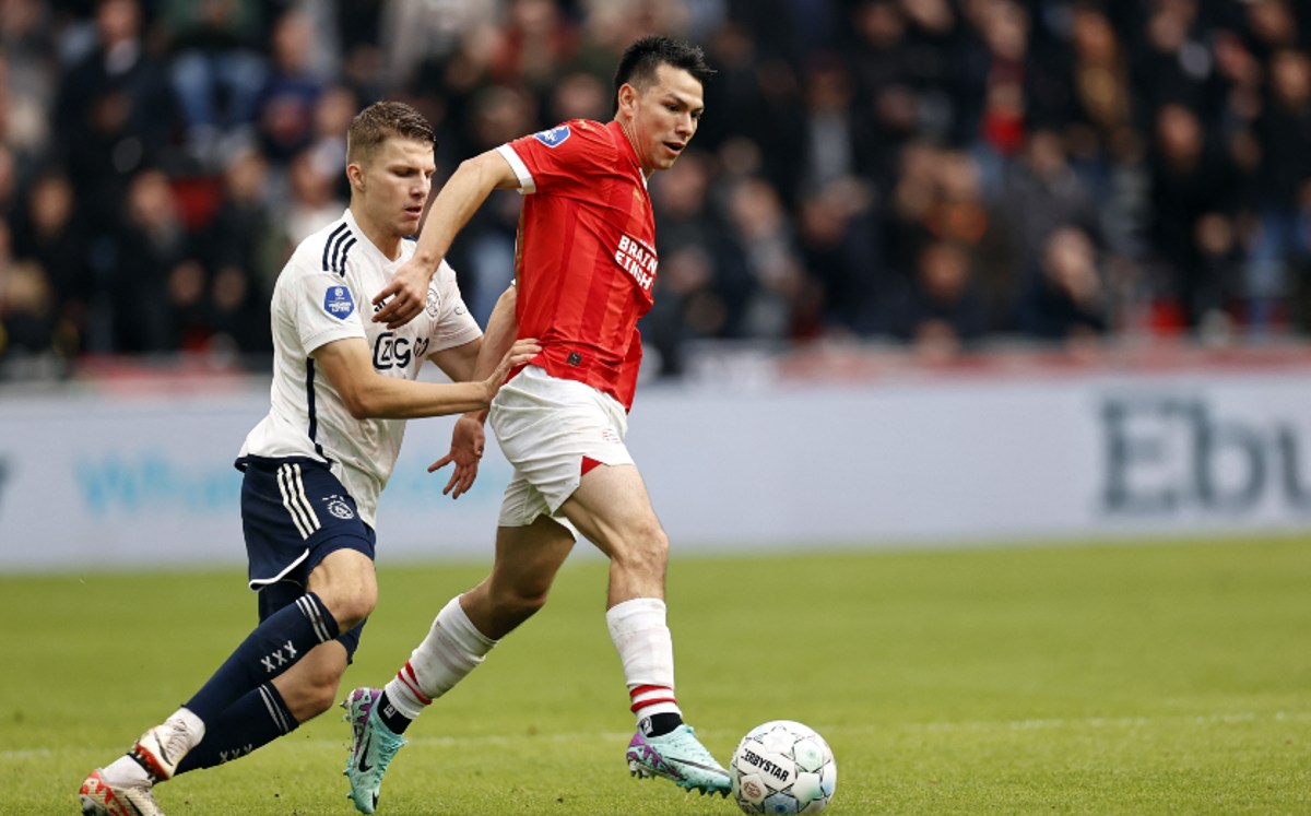 'Chuky' Lozano en el partido PSV vs Ajax / CORTESÍA: AFP