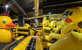 Inflalandia Quack es un parque de diversiones temático hecho de inflables y ya abrió sus puertas en la Ciudad de México