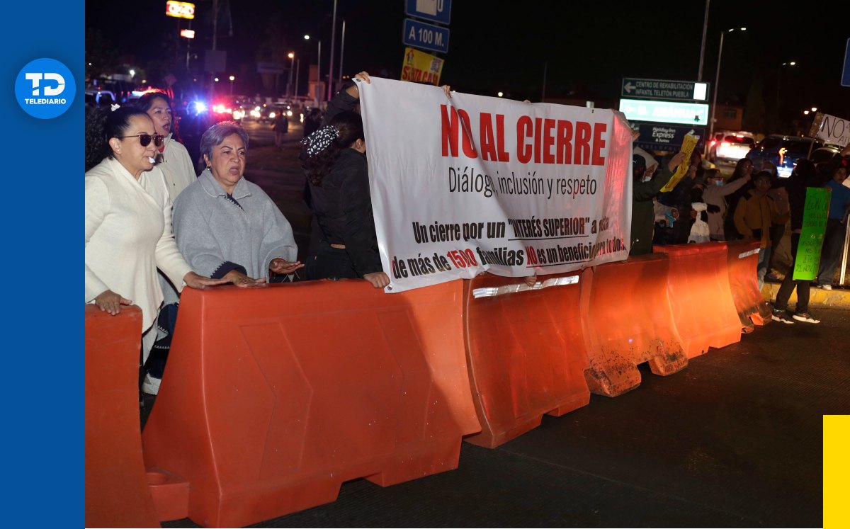 Personas protestando en la Vía Atlixcáyotl / Agencia Enfoque