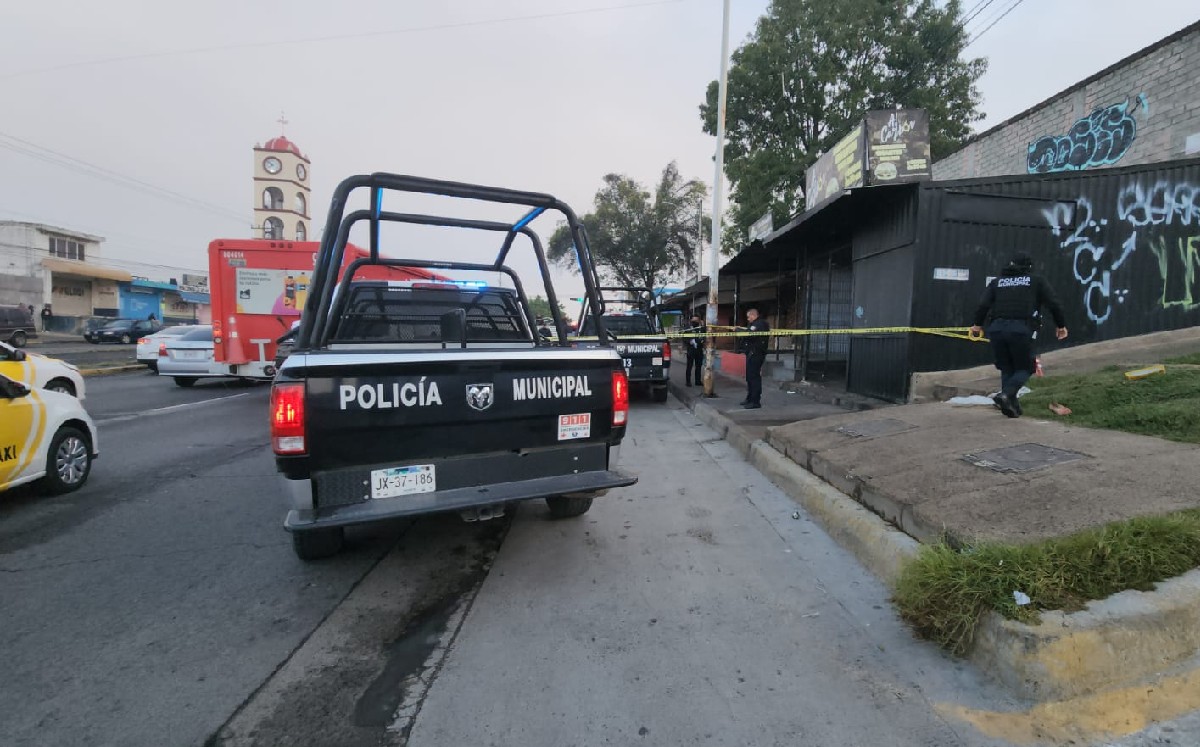 Zona acordonada donde murió un hombre de hipotermia en Tlaquepaque / Especial