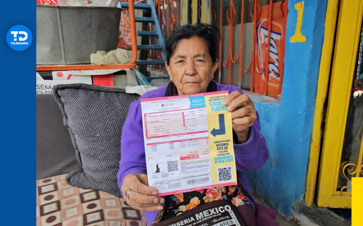 Agua y Drenaje de Monterrey cobra recibo de 65 mil pesos a mujer por presunta fuga. | Fabricio Gallegos