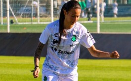 Sofía García, refuerzo santista de 23 años que ha sido campeona en las ligas de Perú y Colombia, confía en aportar experiencia a un plantel joven