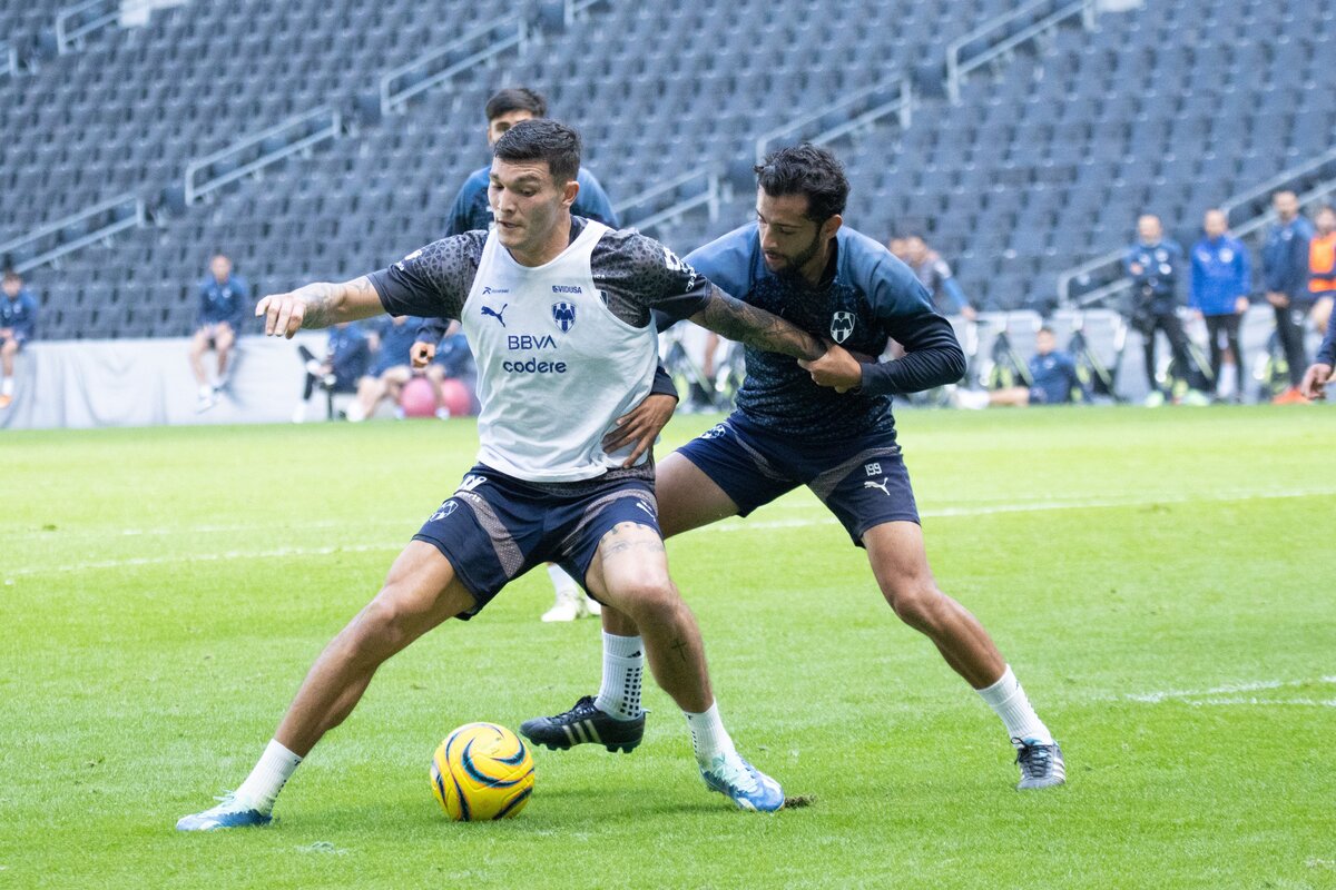 @Rayados. /