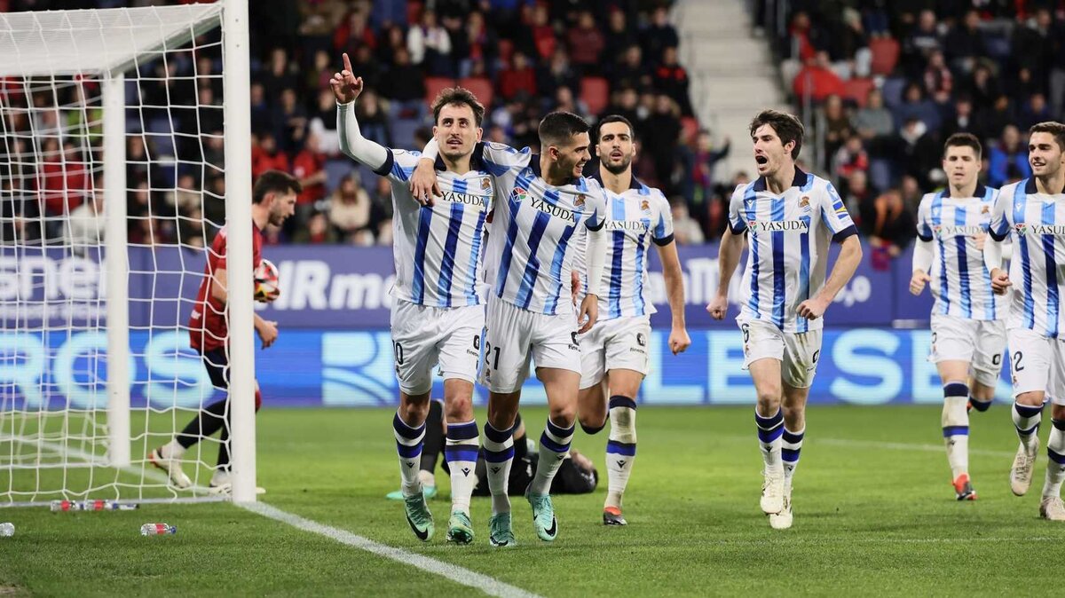 @RealSociedad. /