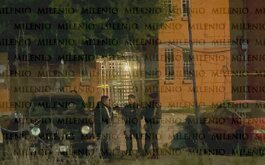 policías en una calle