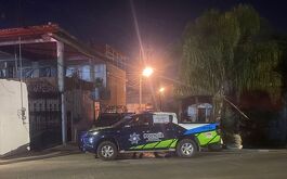 patrulla de la policía de puebla en una calle