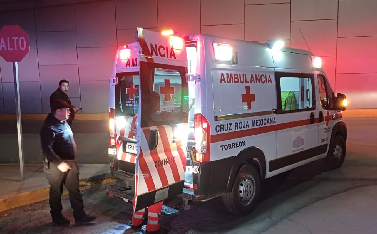 Torreón, taxistas golpean hombres
