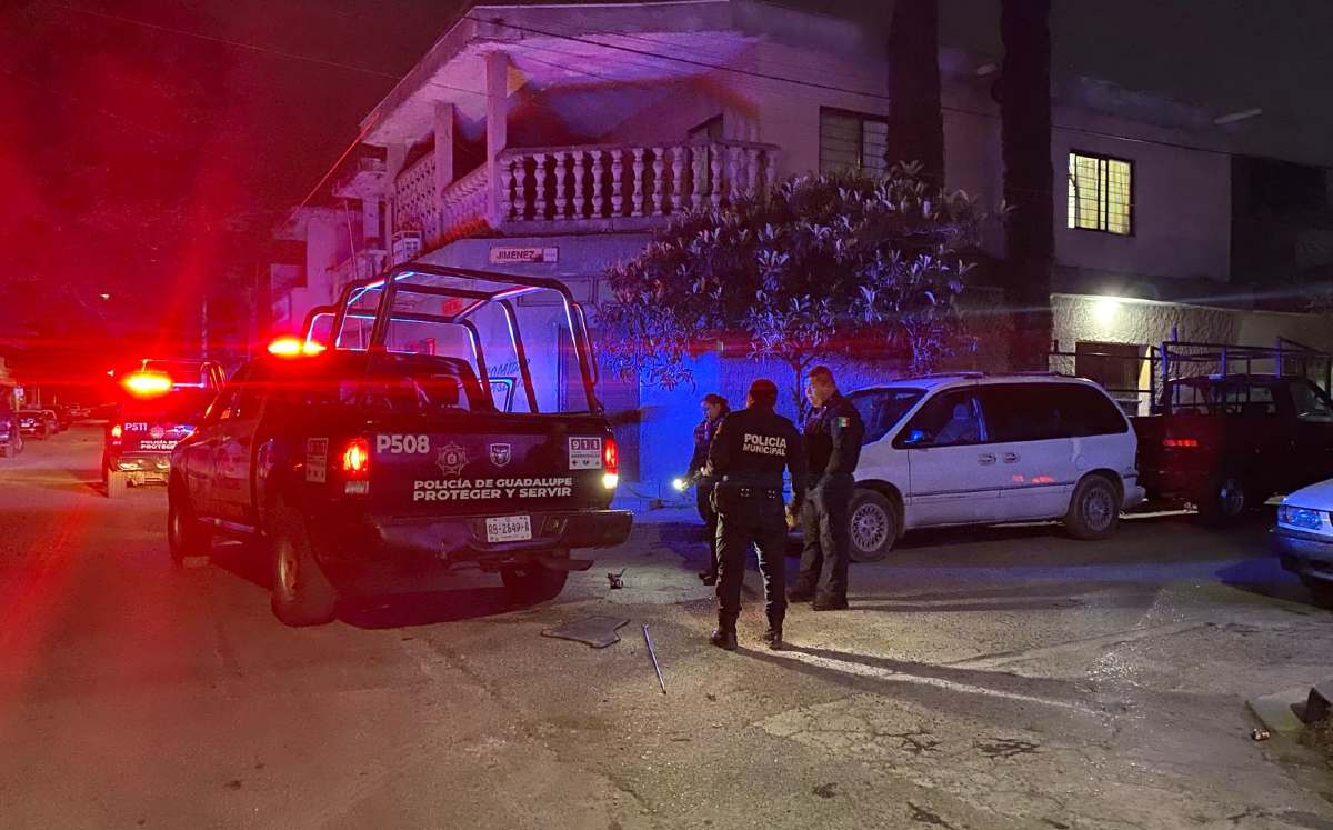 Una fuente reveló de manera extraoficial que los delincuentes ya seguían al hombre a distancia a bordo de un automóvil. | Miranda Arias