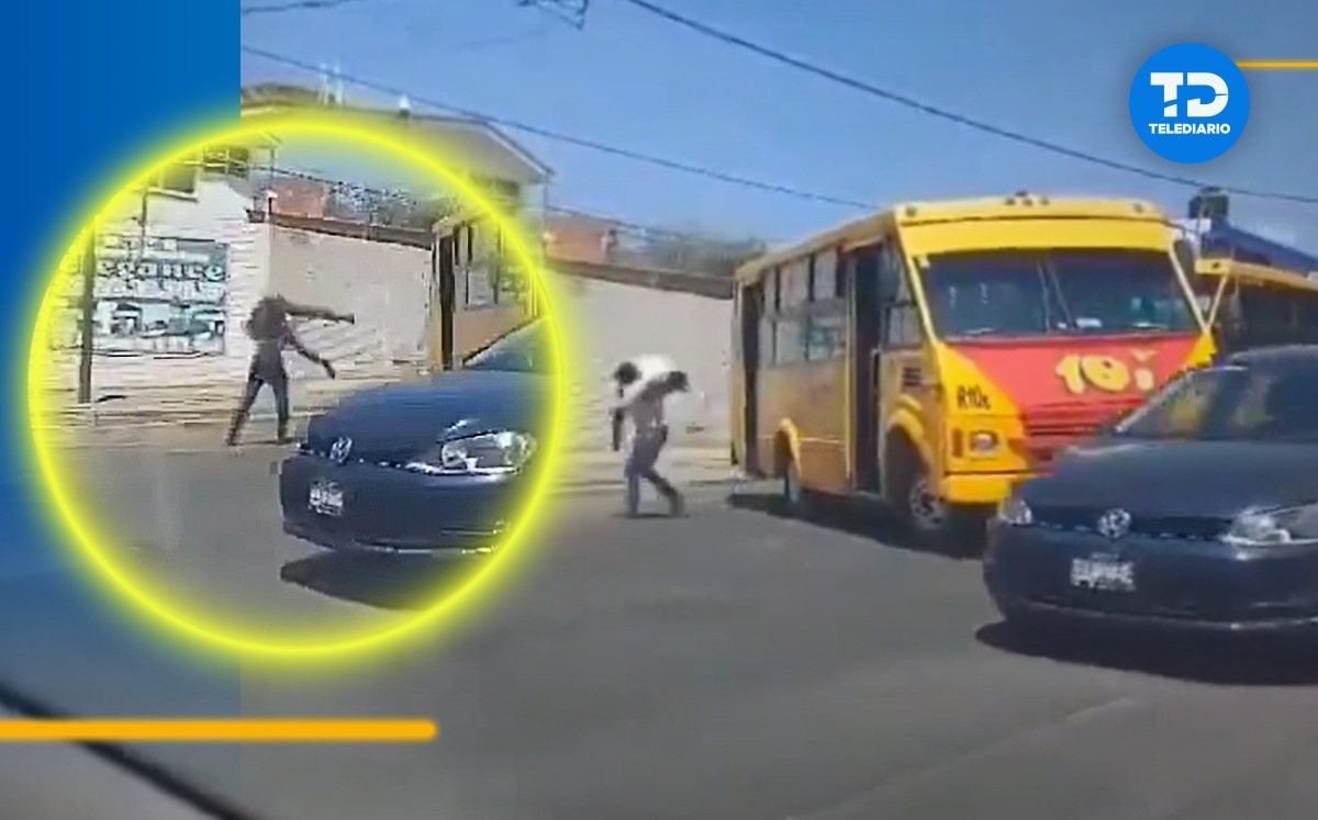 Conductores de la ruta 10 se pelean en calles de Puebla / Especial