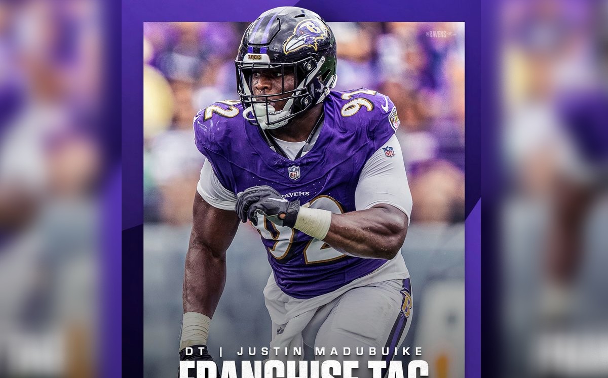 Justin Madubuike, tacle defensivo./ @Ravens