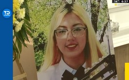 La mañana de este miércoles inició el funeral de Mildred Ariadna Larios, estudiante de la Universidad Autónoma de La Laguna que perdió la vida en un accidente.