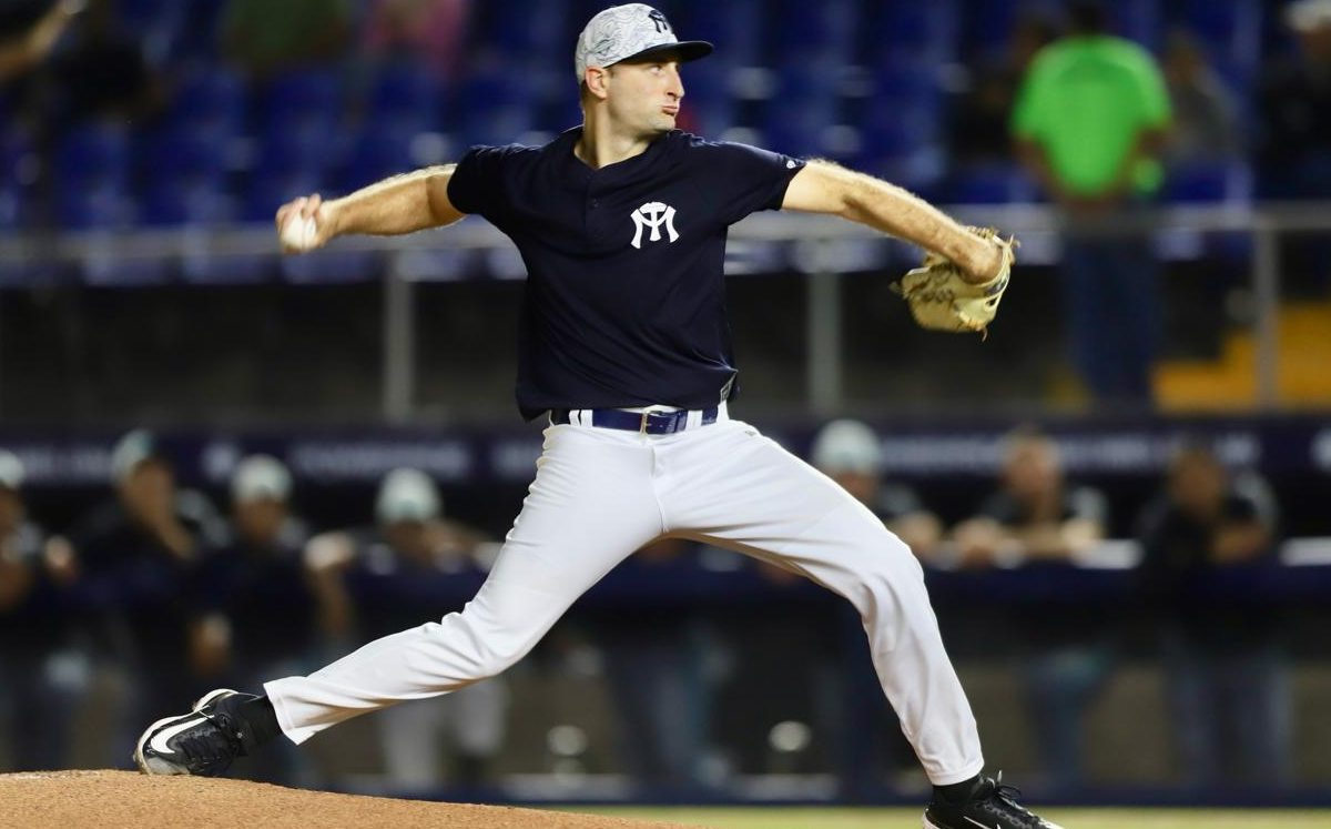 Sultanes viene de atrás y derrota a los Saraperos