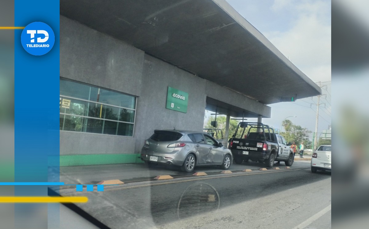 Muere hombre en estación de Ecovía en avenida Ruiz Cortines en Monterrey. | Especial