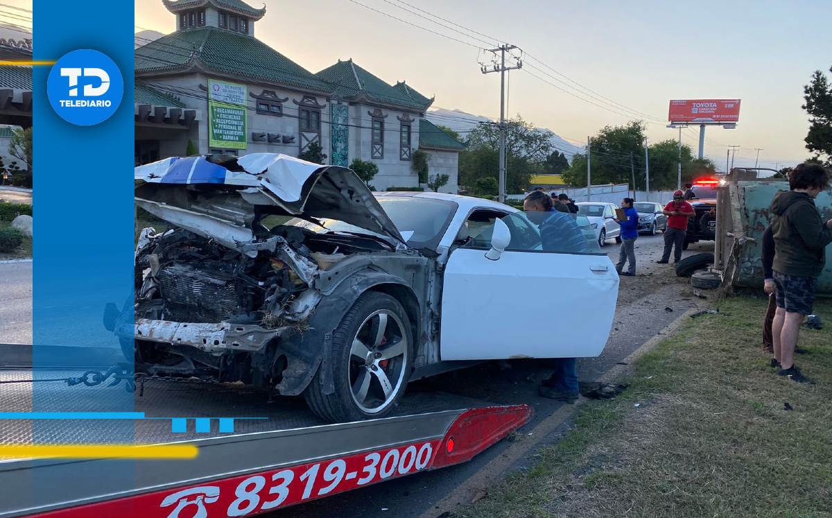 Automovilista choca contra camión de carga en Carretera Nacional en Monterrey. | Pamela Villanueva