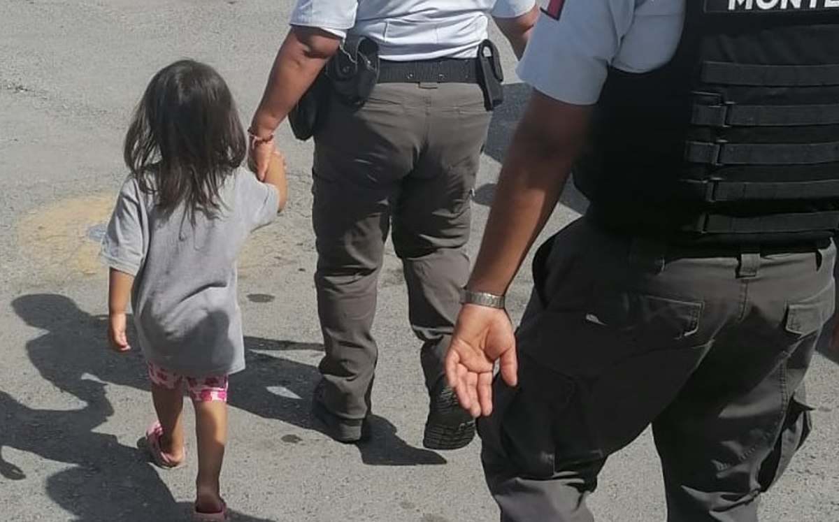 La niña pudo indicar mediante señas su domicilio. | Cortesía