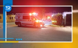 Un joven que se encontraba con su novia en el fraccionamiento Veredas La Paz de Torreón fue golpeado por más de 10 personas.