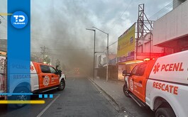 Se incendia Plaza TikTok en el Centro de Monterrey