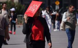 Ante las altas temperaturas que habrá en Monterrey, la Cruz Roja recomendó no exponerse al Sol en un horario específico.