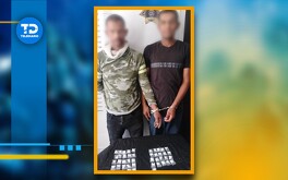 Un total de 43 bolsitas que en su interior contenían una sustancia cristalina  con droga traían en su poder los hombres detenidos.