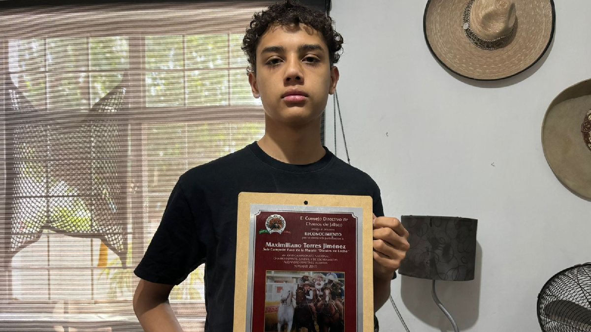 Maximilano Torres, joven que quiere ser charro profesional / Especial