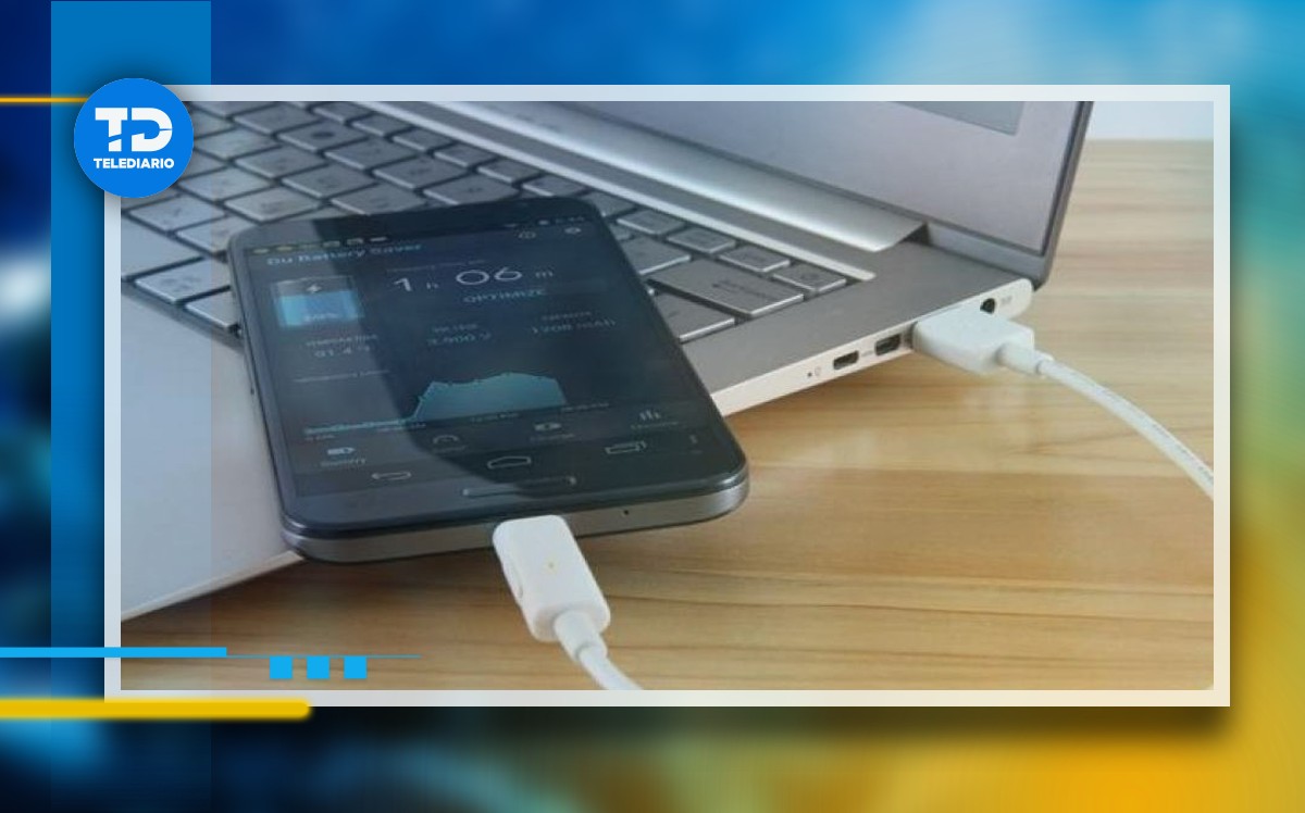 ¿Es seguro enchufar tu celular en un USB público?