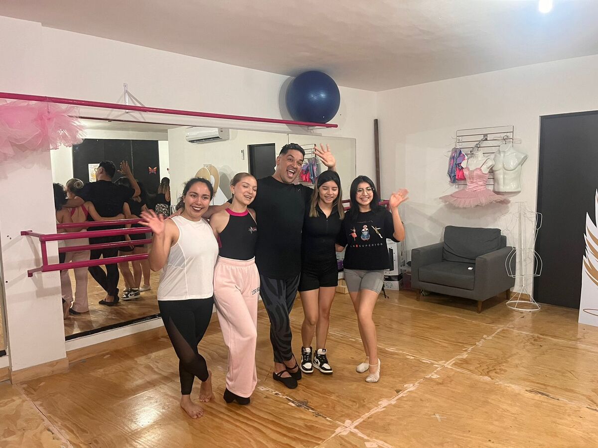 Academia de baile en Monterrey / Susana Paredes