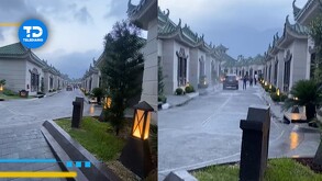 Hombre lava camioneta en Motel Kyoto Suites de Monterrey