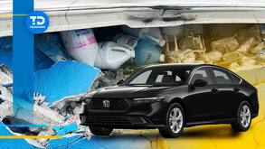 Auto se impacta contra negocio de químicos en Monterrey, responsables se dan a la fuga