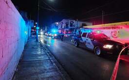 Un ataque a balazos dejó un joven muerto y otras cuatro personas heridas en la colonia Francisco Villa al norte de Monterrey.