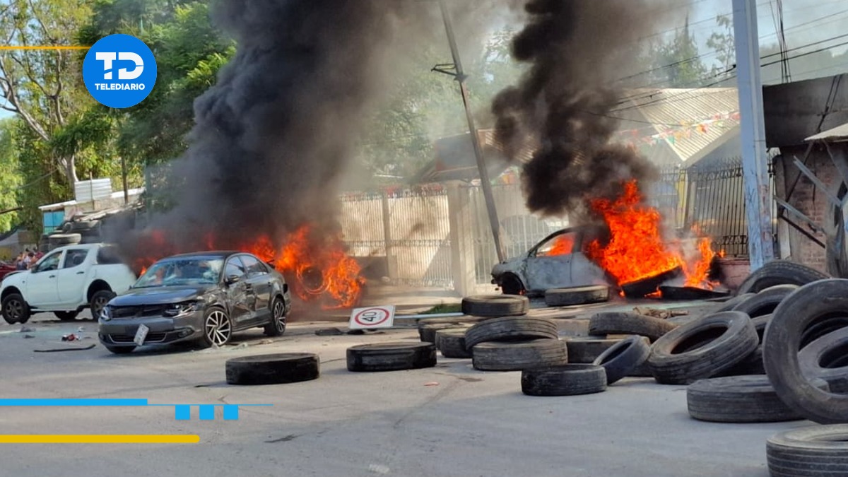 Autos quemados en Tehuacán tras protesta por presunto fraude / Apolonia Amayo