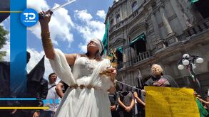 personas se manifiestan en puebla