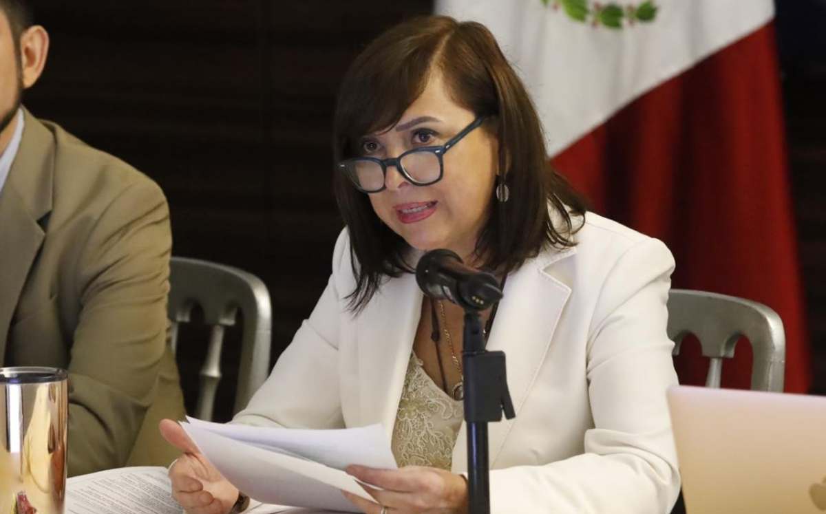 La alcaldesa afirmó que los baches pudieron haberse arreglado con la entrega a tiempo del presupuesto. | Archivo