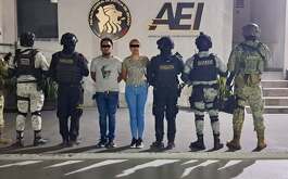 Una pareja fue detenida con armas y drogas en la colonia Del Prado en Monterrey.