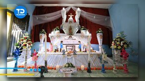 Huaquechula prepara sus ofrendas y altares monumentales con comida y degustaciones para los visitantes.