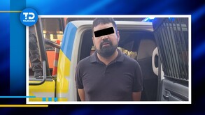 El joven guatemalteco hizo señas de auxilio a oficiales