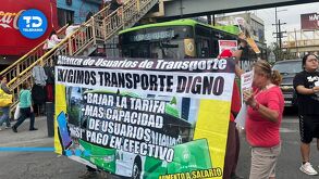 Manifestantes en Nuevo León buscan un amparo colectivo contra el aumento del 25% en las tarifas de transporte público