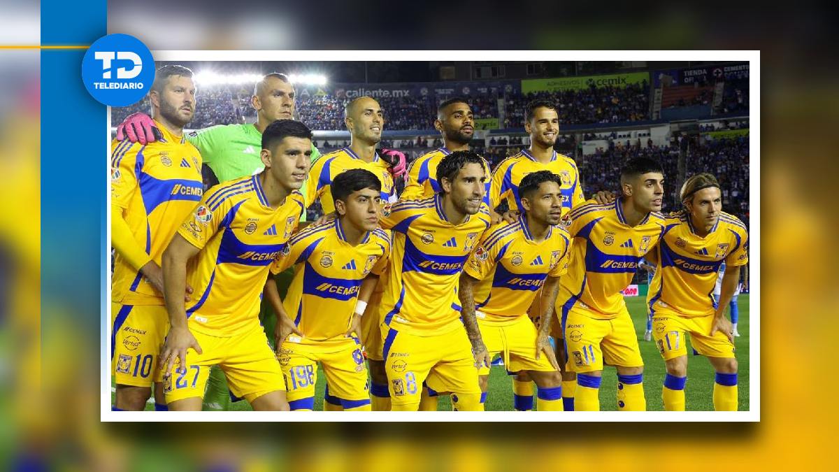 Tigres previo al inicio del partido ante Cruz Azul en Liga MX / @TigresOficial