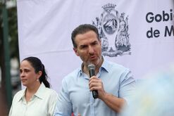 Adrián de la Garza pide transporte de escolar