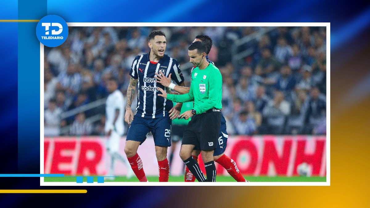 Lucas Ocampos reclamando en el partido contra León / Imago7