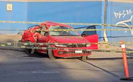 Una mujer murió luego de ser atropellada sobre la avenida Bernardo Reyes en Monterrey.