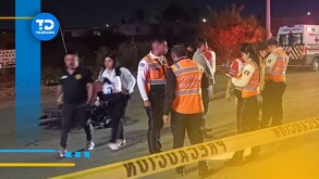 Testigos informaron que el motociclista circulaba con preferencia en dirección al suroriente cuando una camioneta color plata, que salía de la calle Los Comerci