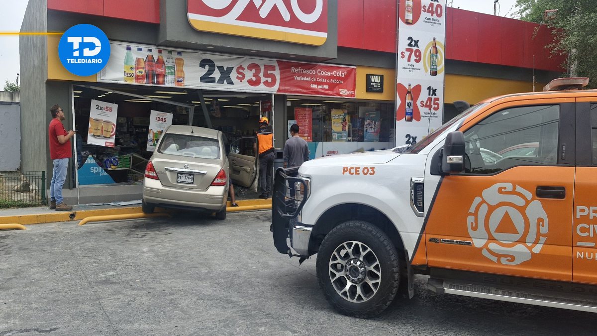 Por fortuna, no había clientes en el local | Israel Santacruz