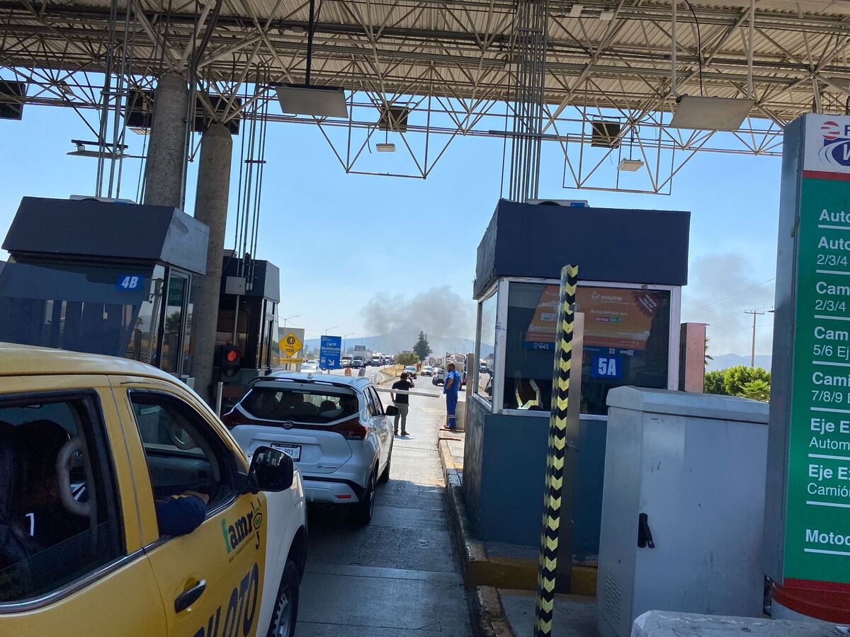 Se reporta bloqueo en caseta de carretera a Zamora | Telediario Se reporta bloqueo en caseta de carretera a Zamora | Telediario